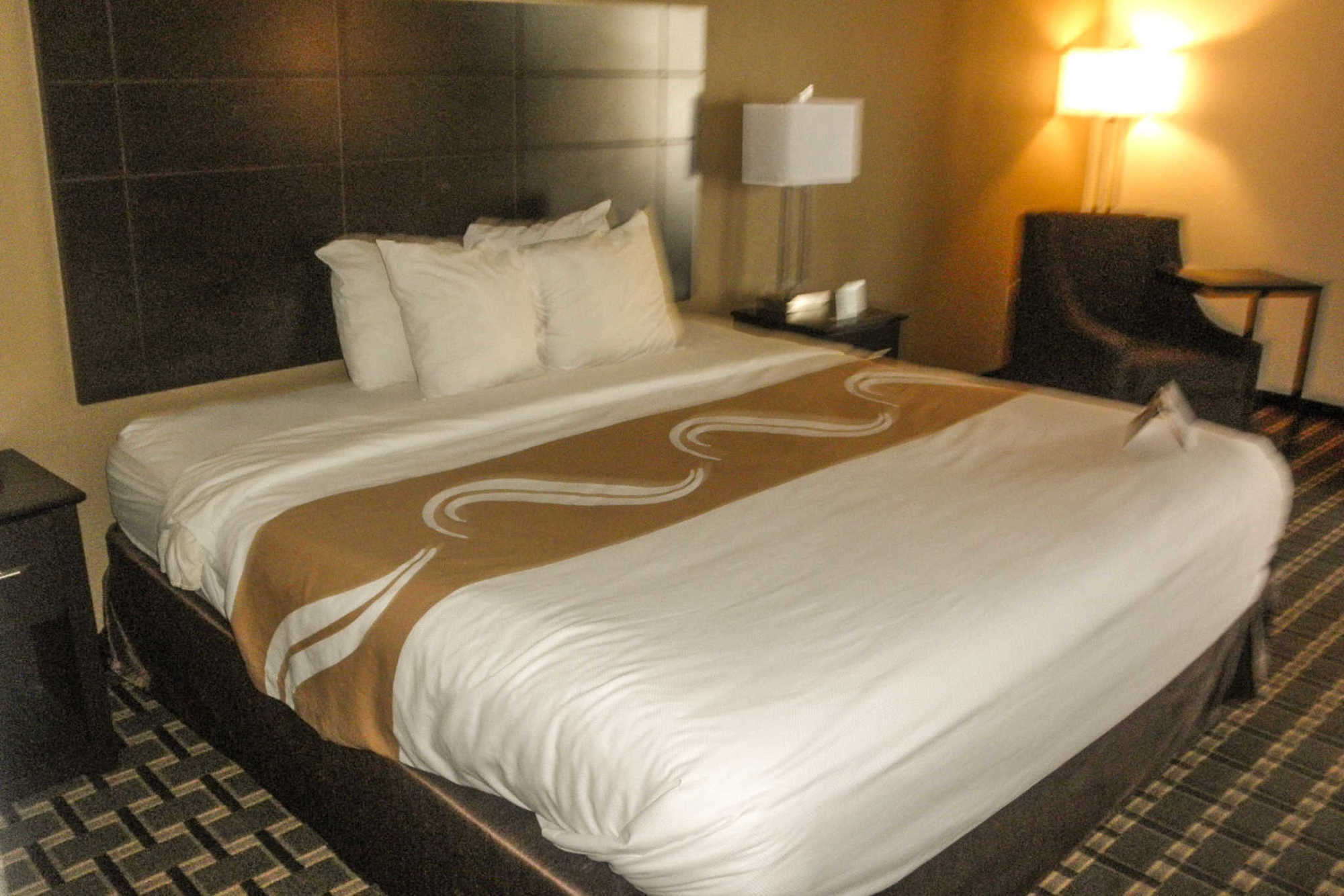 Quality Inn Tupelo Quarto foto